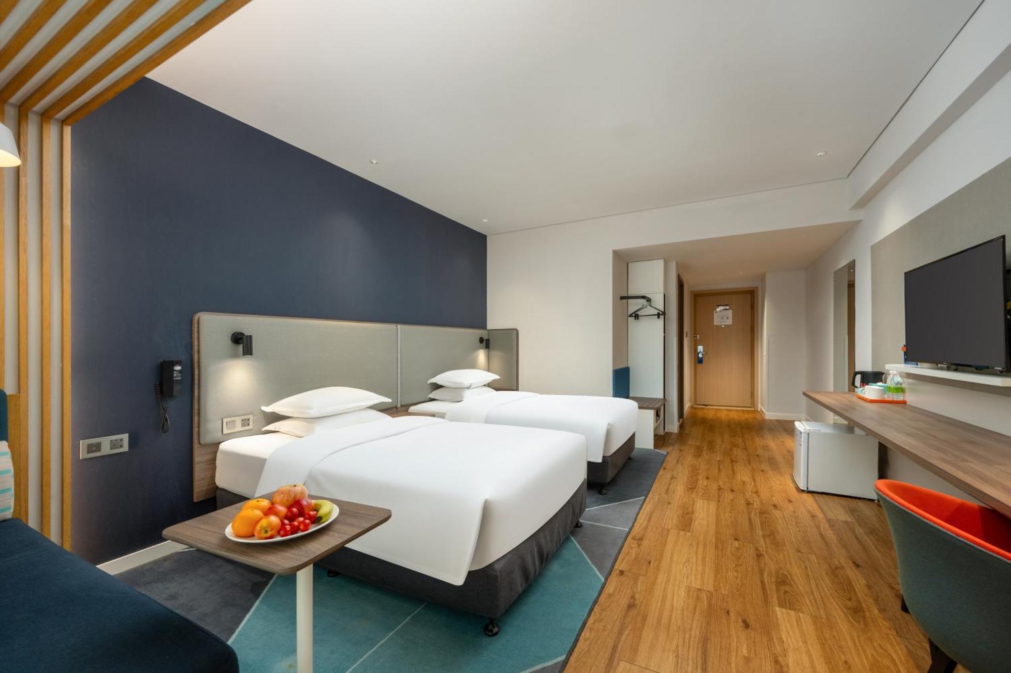 Holiday Inn Express Jiangmen Jianghai By Ihg Экстерьер фото