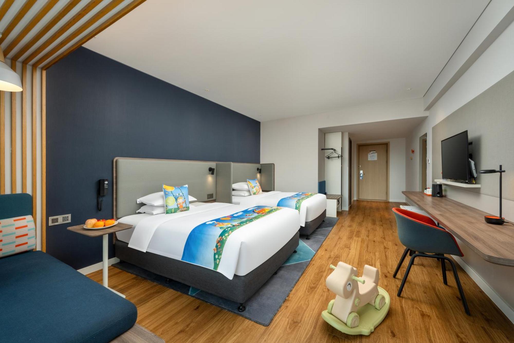 Holiday Inn Express Jiangmen Jianghai By Ihg Экстерьер фото