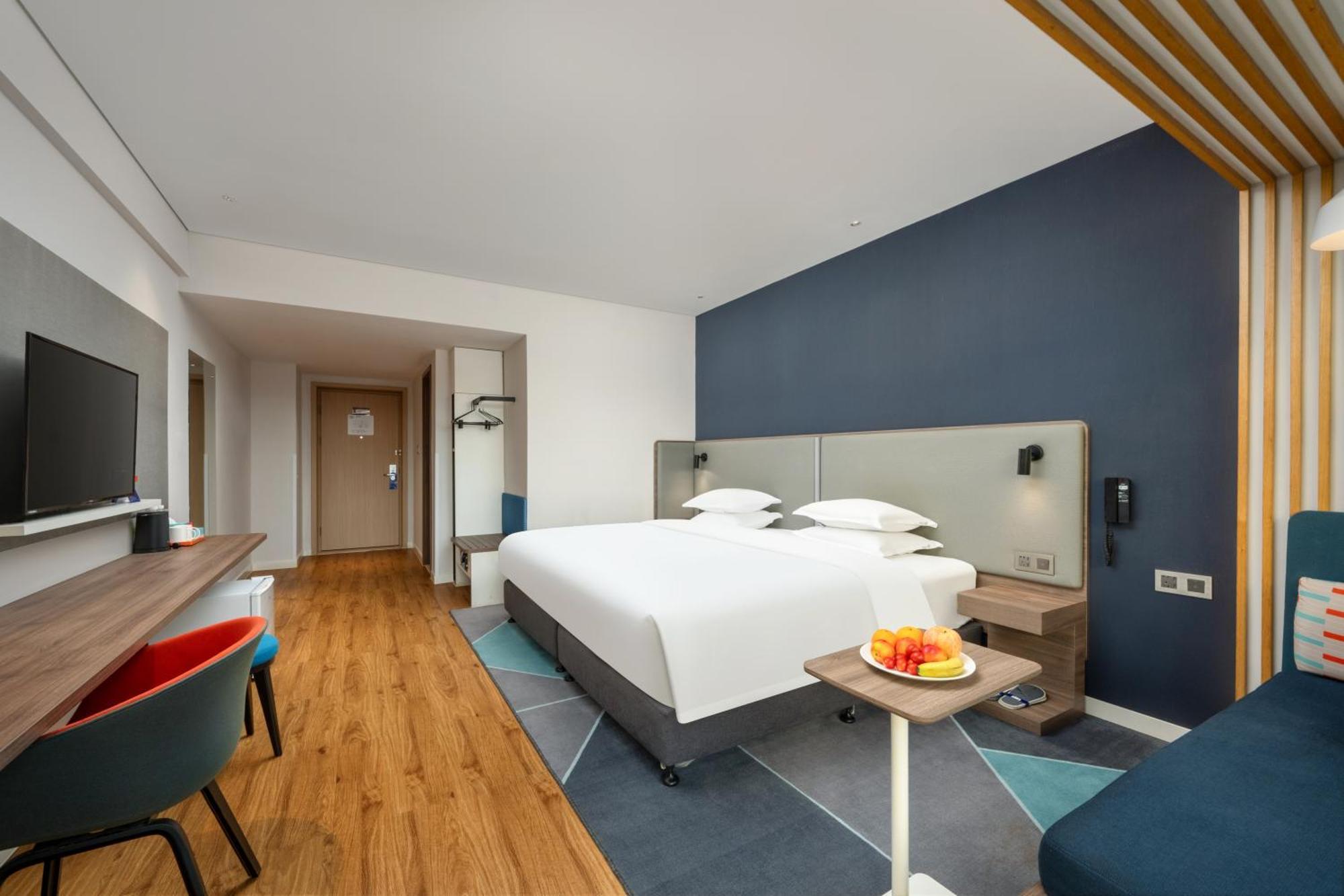 Holiday Inn Express Jiangmen Jianghai By Ihg Экстерьер фото