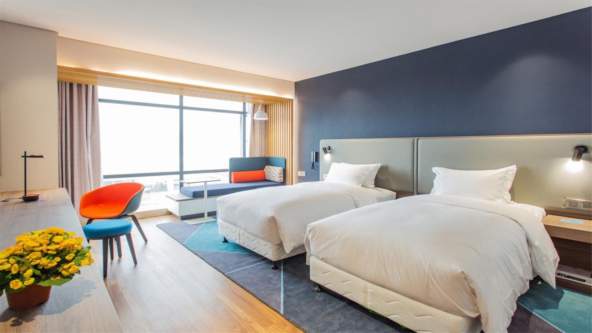Holiday Inn Express Jiangmen Jianghai By Ihg Экстерьер фото