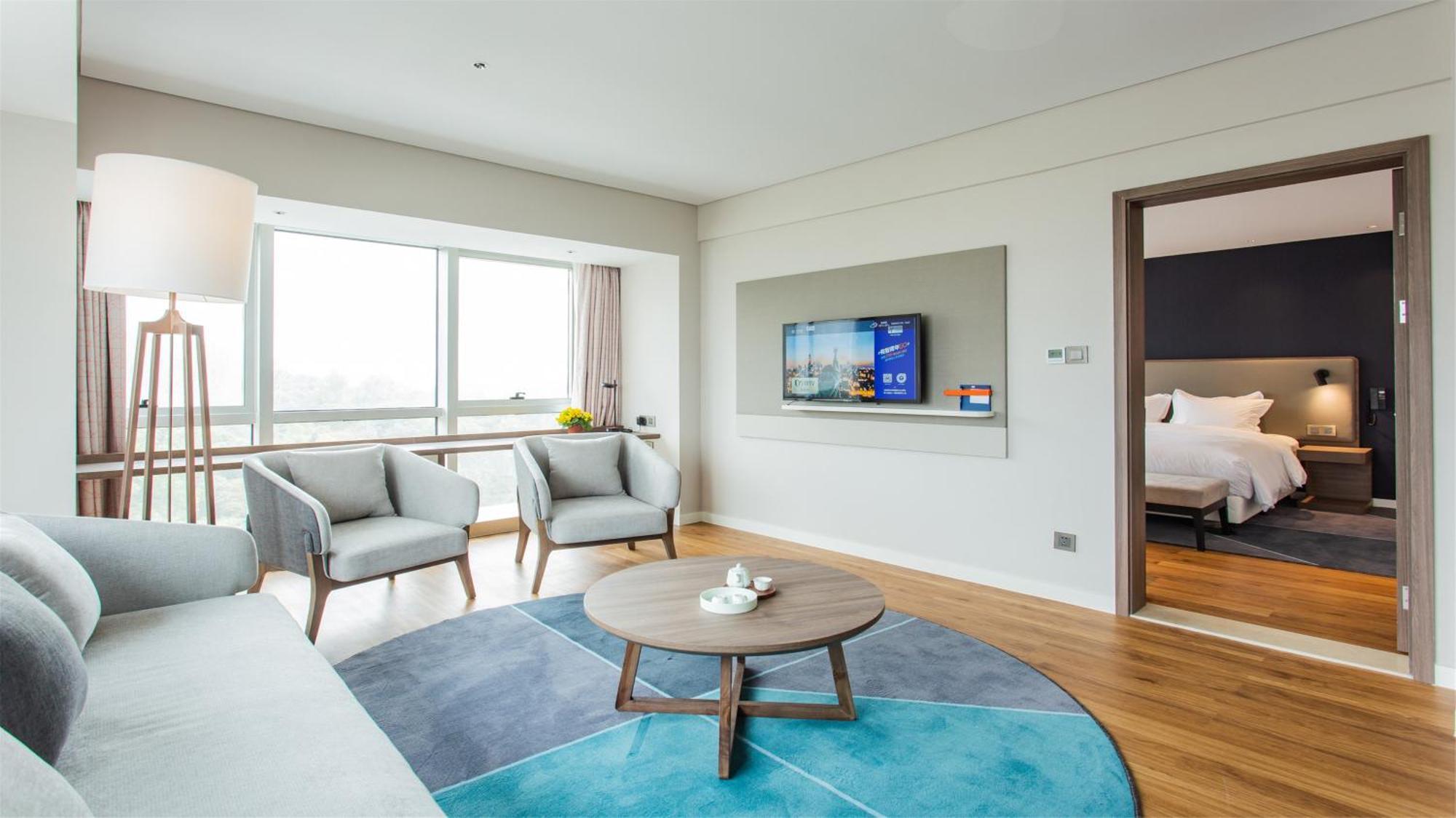 Holiday Inn Express Jiangmen Jianghai By Ihg Экстерьер фото